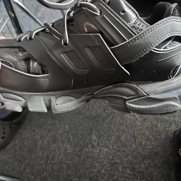 kanya west put these on - Picture 1 of 4